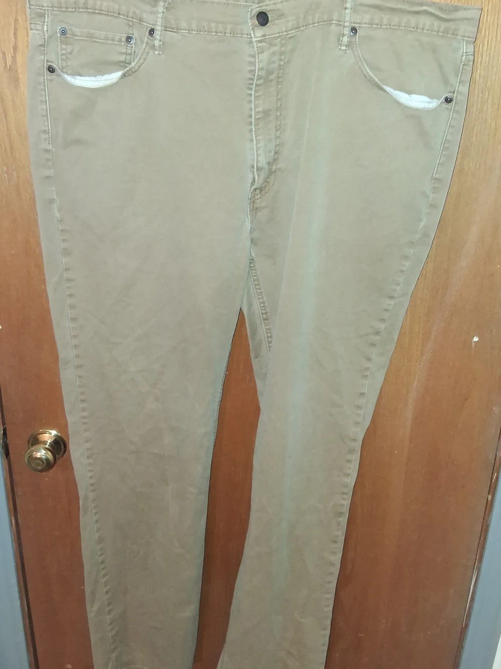 Levi's Relaxed Fit Jeans in Khaki Tan